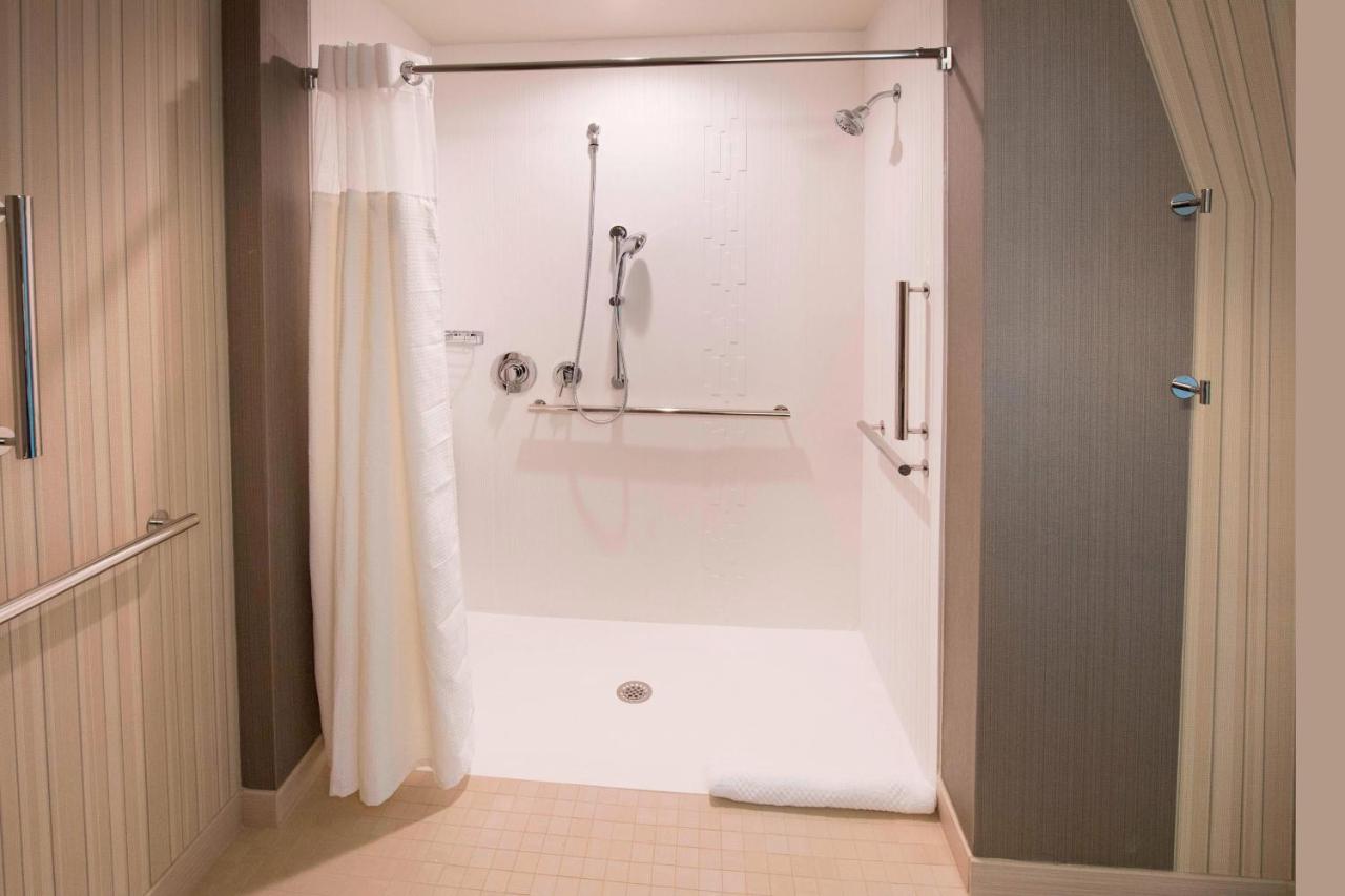 מלון Courtyard By Marriott Atlanta Alpharetta/Avalon Area מראה חיצוני תמונה