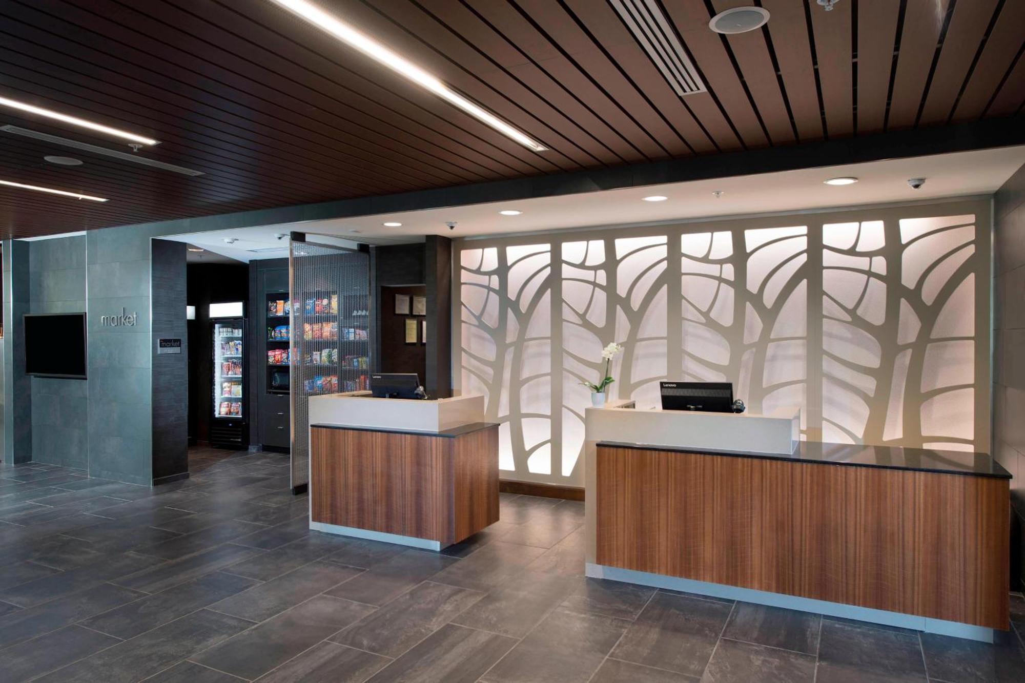 מלון Courtyard By Marriott Atlanta Alpharetta/Avalon Area מראה חיצוני תמונה